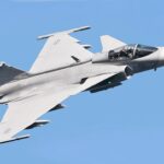 1200px-Saab_JAS_39_Gripen_at_Kaivopuisto_Air_Show,_June_2017_(altered)_copy