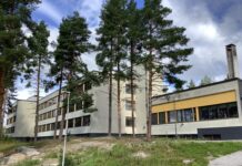 Ähtärin komea ja hyväkuntoinen, entinen aluesairaala on saanut viime aikoina osakseen paljon julkisia mielipiteitä ja aloitteita toiminnan käynnistämisestä uudelleen! -Toivottavasti poliitikotkin heräävät kansalaisten tahdolle, yhteisen hyvän parhaaksi.