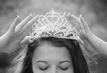 Kansanedustaja Antikainen: Kulttuurieliitin tekopyhyys – väärä kuva kaataa Miss Suomen, nyrkit eivät kaada räppäriä